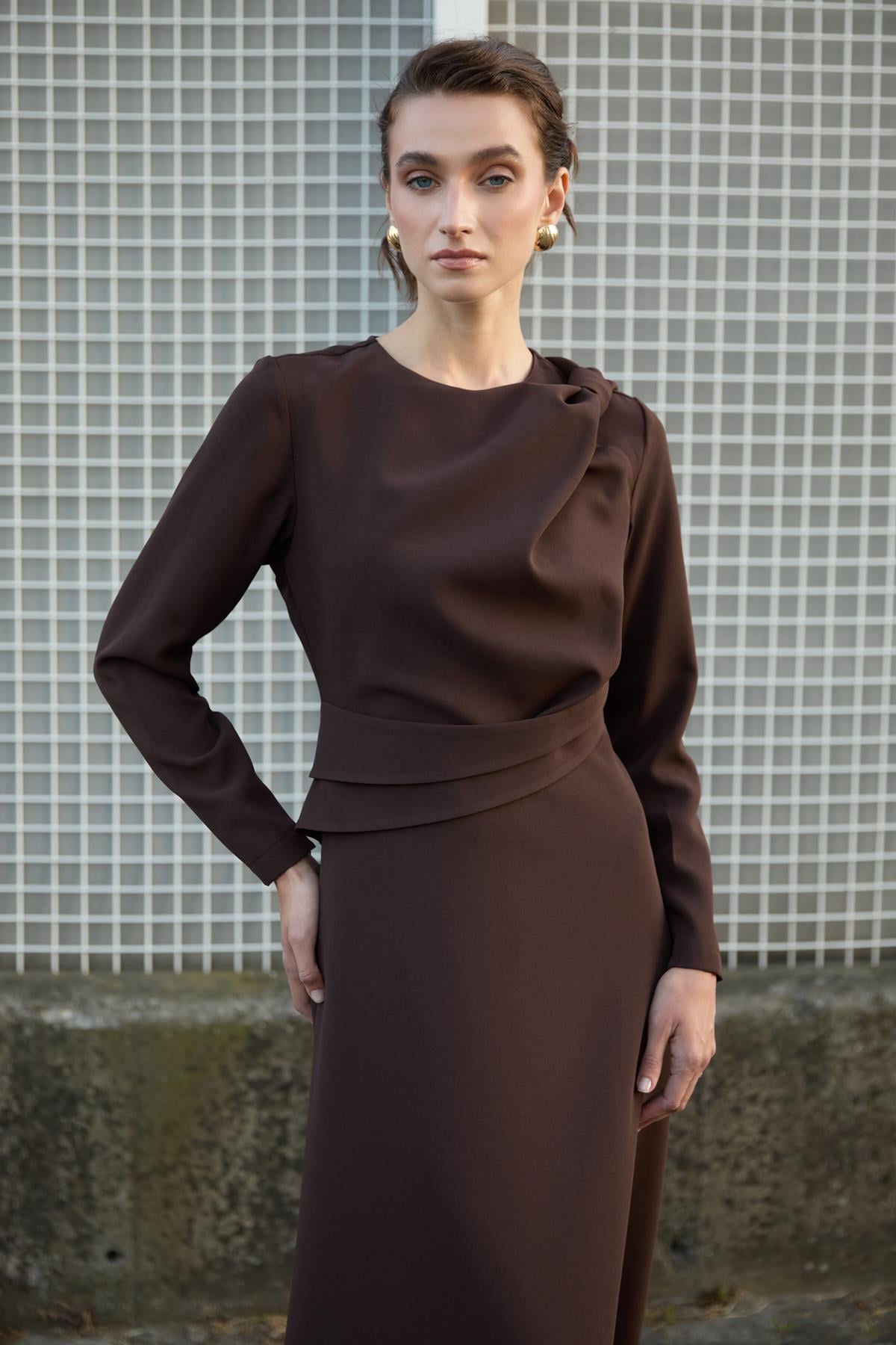Almira Elbise-Kahve