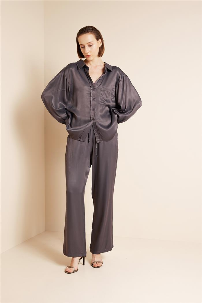 Avrile  CEPLİ OVERSIZE SATEN GÖMLEK ANTRASİT A25-10340