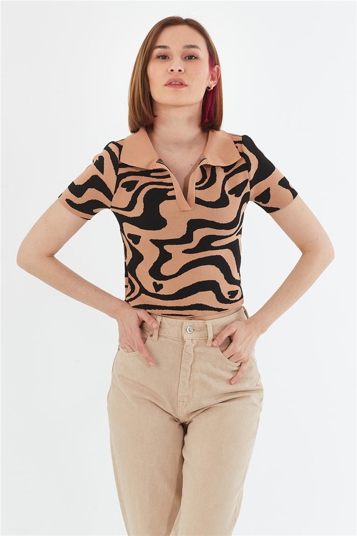 Avrile Desenli Polo Yaka Kazak  CAMEL-SİYAH  A92046-S