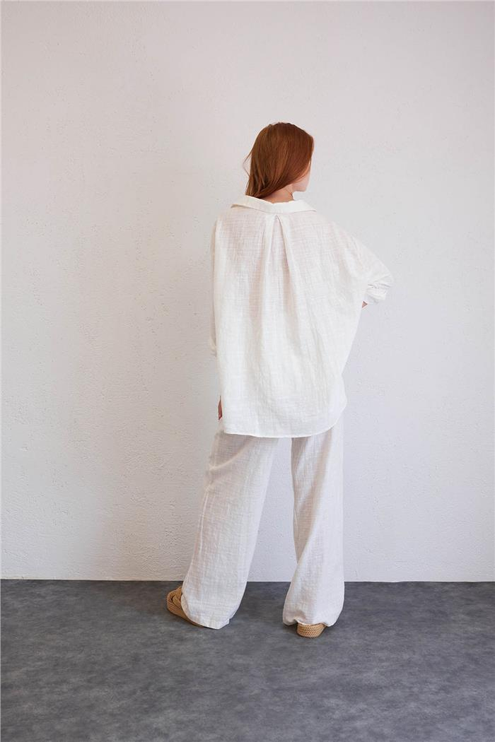 Avrile Kadın İşlemeli Oversize Gömlek EKRU A23-10199