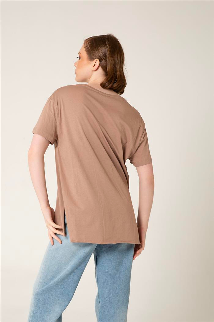 Avrile Kadın V Yaka Basic T-Shirt CAMEL A23-10115
