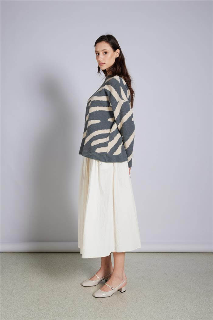 Avrile  ZEBRA DESEN TRİKO KAZAK ANTRASİT-BEJ A92602-S
