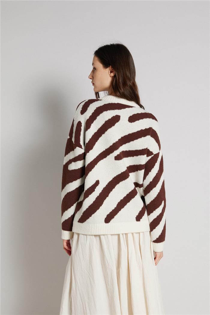 Avrile  ZEBRA DESEN TRİKO KAZAK VANİLYA-KAHVE A92602-S