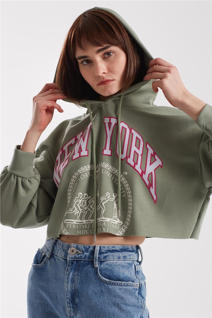 Nisan Baskılı Kısa Sweatshirt  MİNT  N21-1254