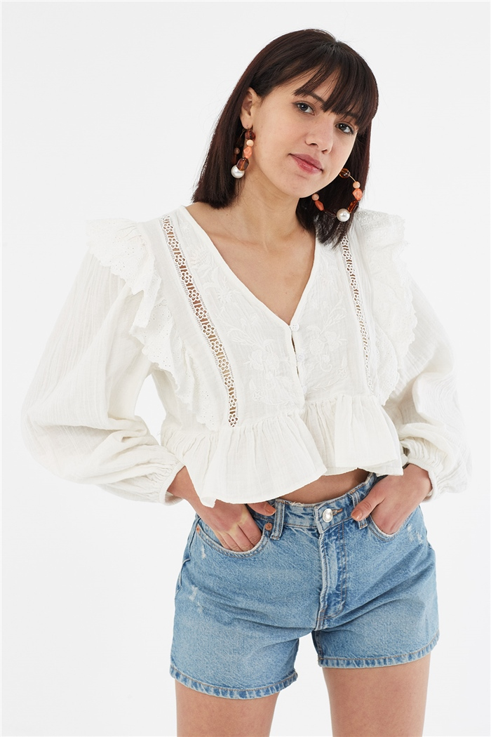 Nisan DANTEL DETAYLI BLUZ  EKRU  N22-1346