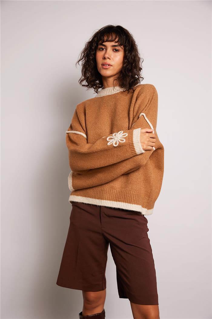 Nisan Kadın Çiçek Detaylı Triko Kazak CAMEL-TAŞ TT4378-Z