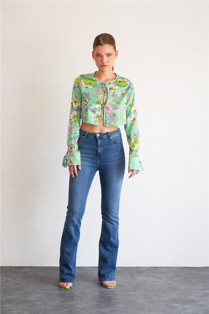 Nisan Kadın ÖNÜ BAĞLAMALI BLUZ YEŞİL N22-1380