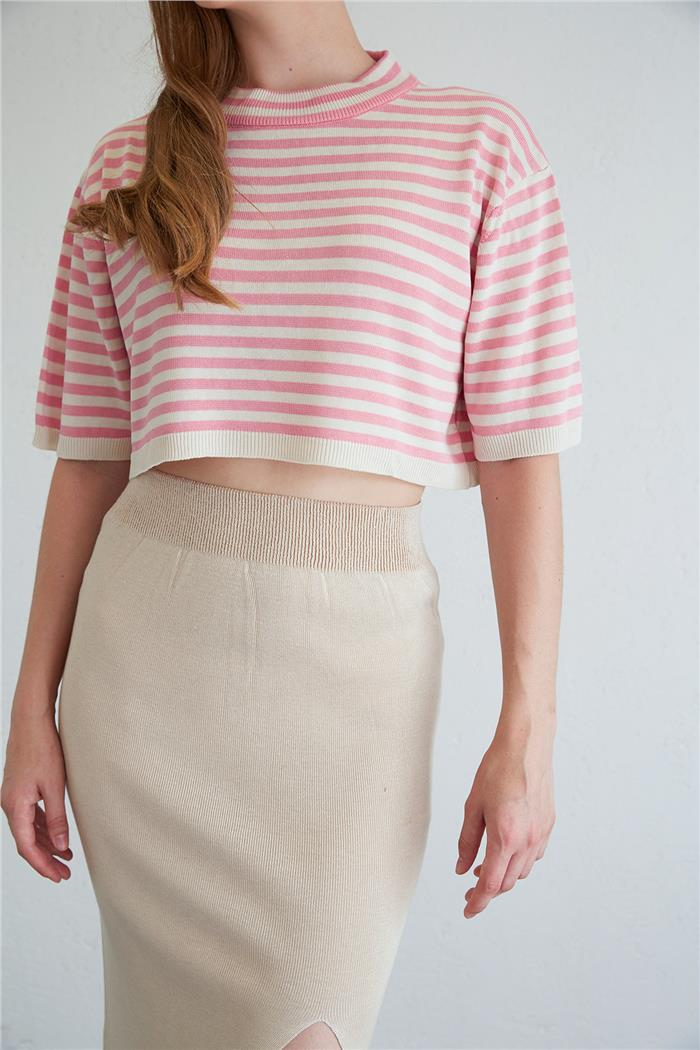 Nisan Kadın OVERSIZE TRİKO CROP TOP HAM EKRU-PEMBE TT4038-Z