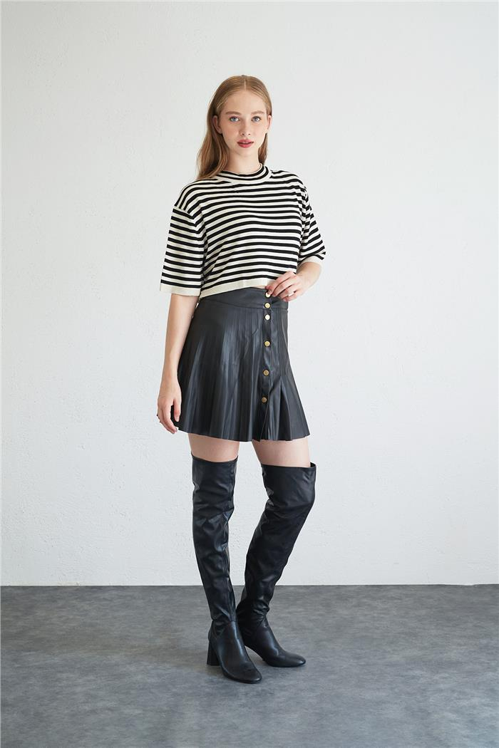 Nisan Kadın OVERSIZE TRİKO CROP TOP HAM EKRU-SİYAH TT4038-Z