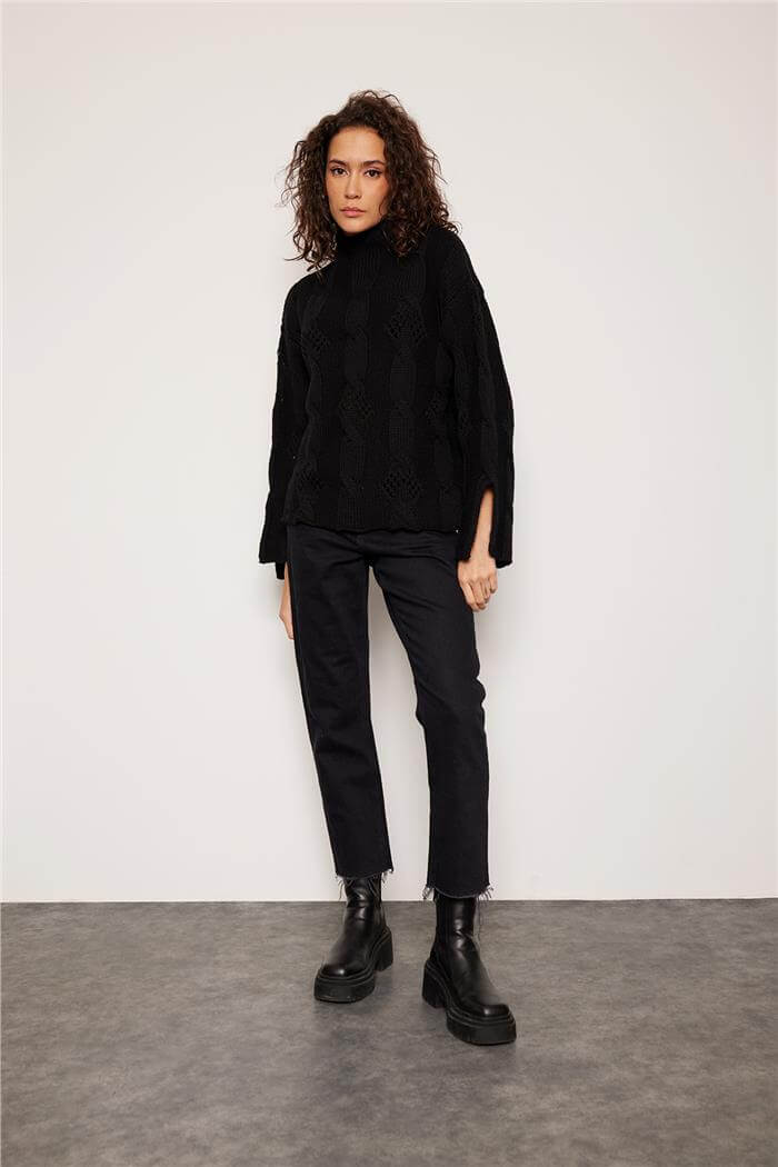 Nisan Kadın SAÇ ÖRGÜLÜ KOLU YIRTMAÇLI TRİKO KAZAK SİYAH TT4204-Z