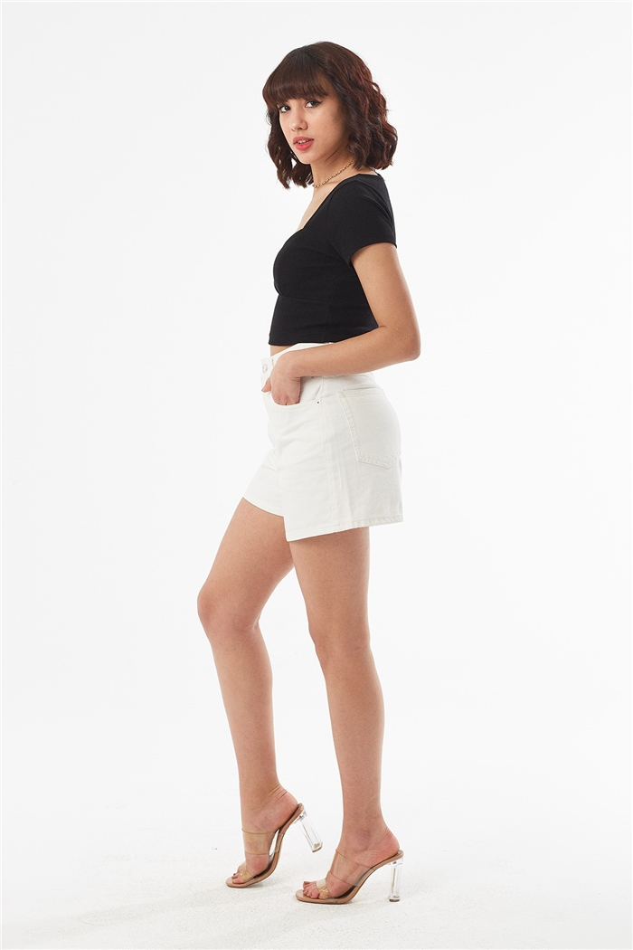Nisan KISA KOLLU CROP  SİYAH  N22-1414