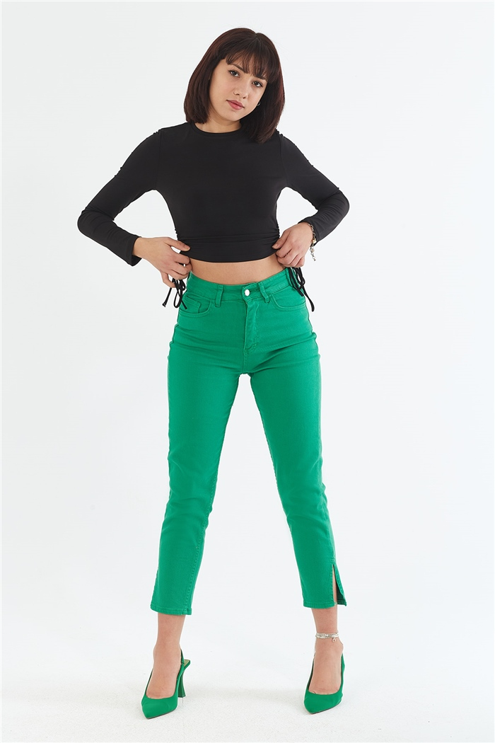 Nisan YAN BİYE DETAYLI BLUZ  SİYAH  N22-1353
