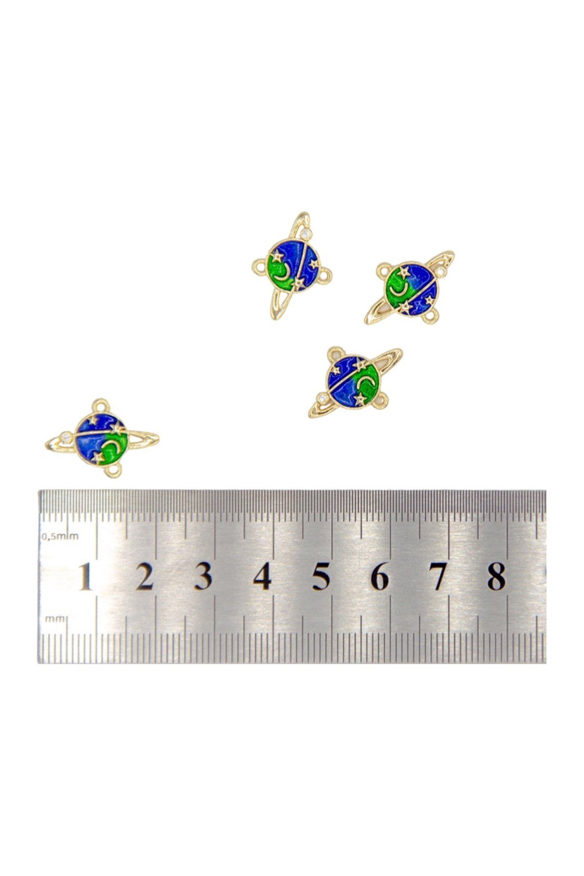 Zirkon Taşlı Gezegen Detaylı Kolye Ucu