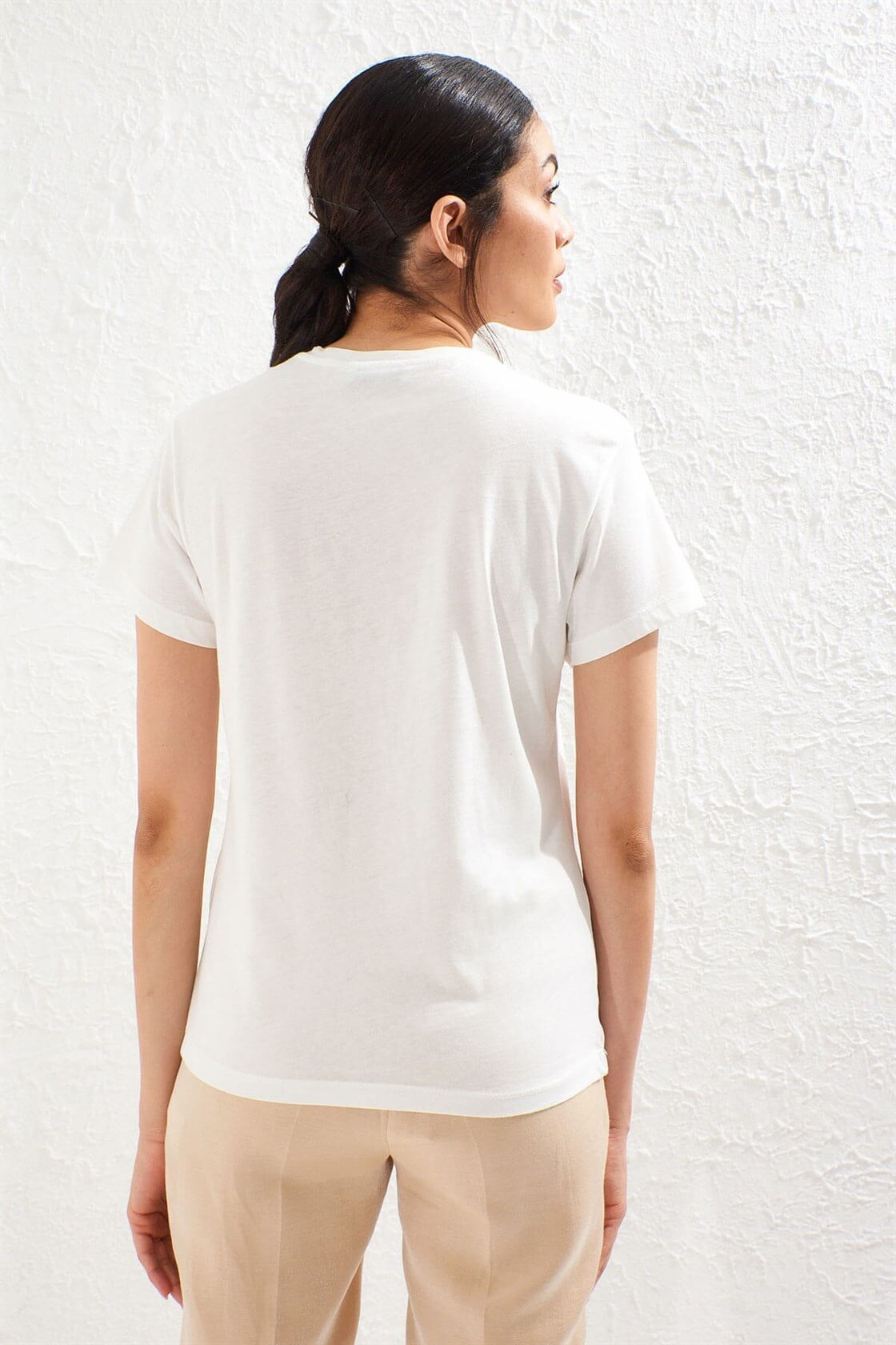 Ekru Kısa Kol Bisiklet Yaka Baskılı T-ShirtST050S7112803