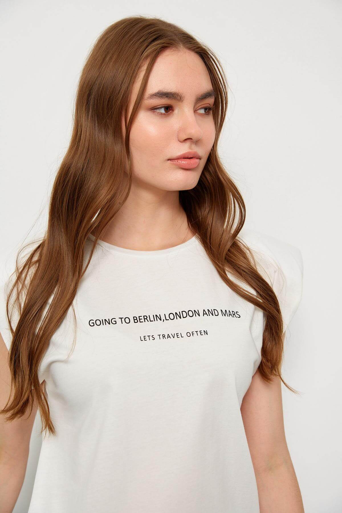 Ekru Vatkalı Kolsuz T-ShirtST060S71228002