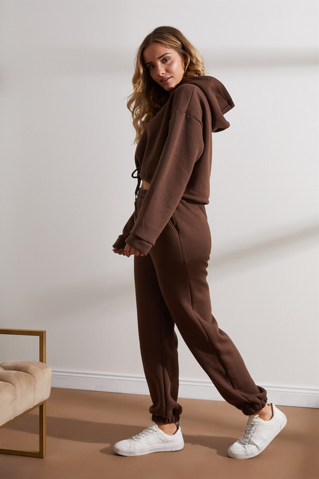 Kahve Crop Sweatshirt Jogger Eşofman TakımıST050W6005501