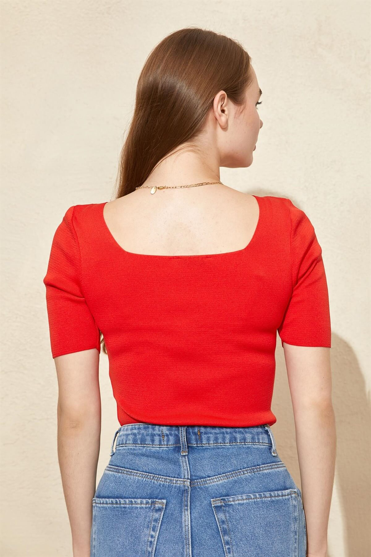 Kırmızı Kare Yaka Kısa Kol TrikoST060S94152003