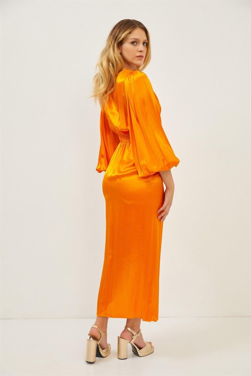 Oranj Belden Oturan Düğme Detaylı Saten ElbiseST060S40131602