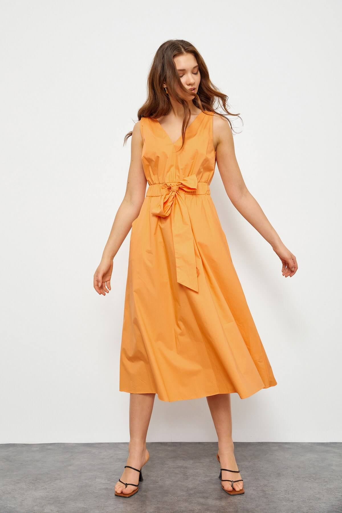 Oranj V Yaka Midi Boy Pamuk ElbiseST050S40598001