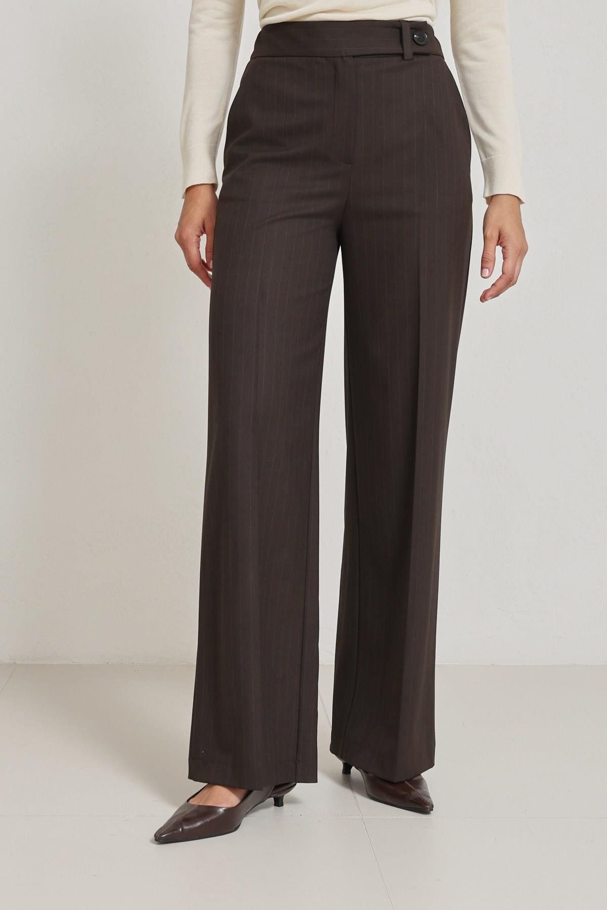 Acı-Kahve Kemer Ve Cep Detaylı Çizgili Rahat Kesim Pantolon Kadın Pantolon modelleri