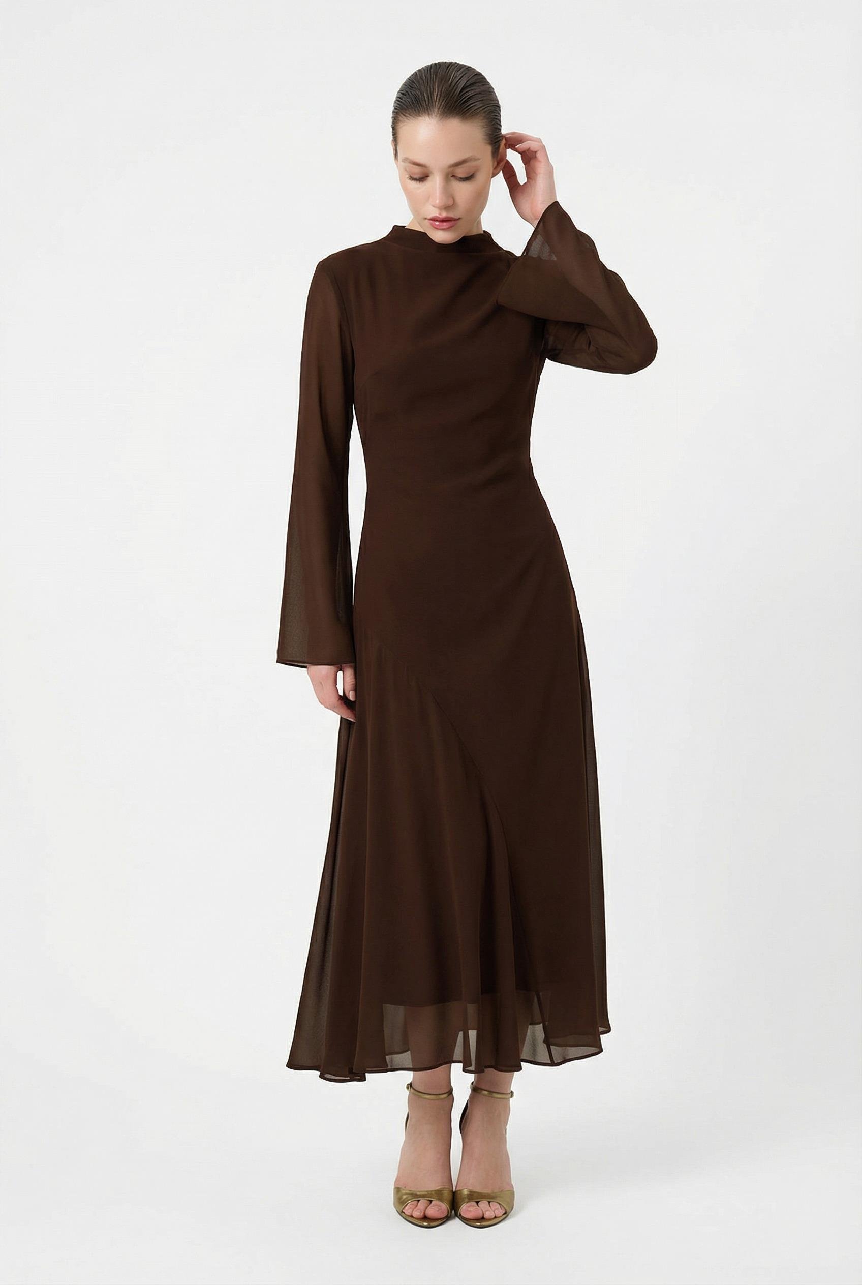 Acı-Kahve Tam Kalıp Rahat Kesim Boyun Ve Etek Detaylı Elbise Kadın Günlük Elbise modelleri