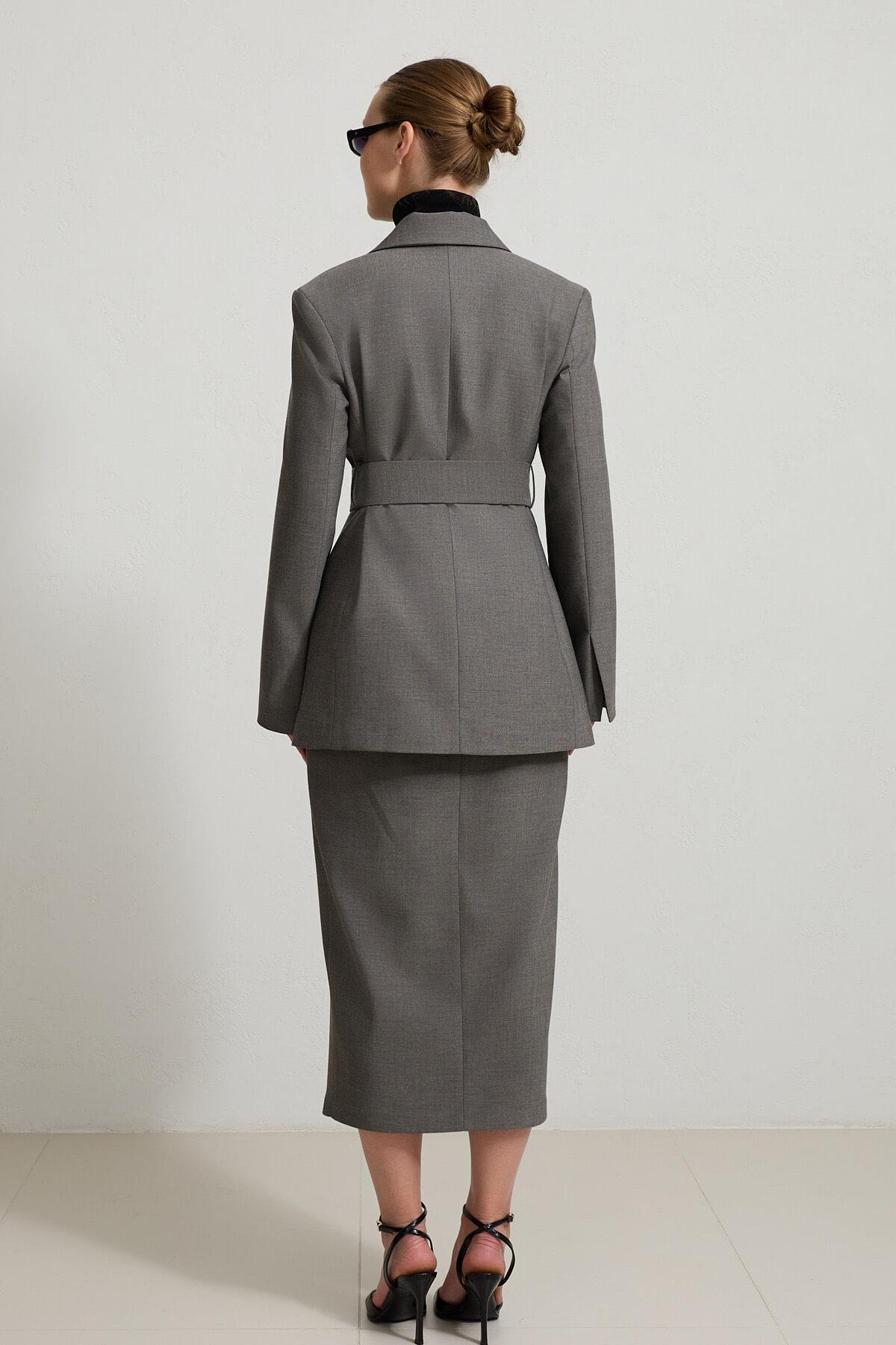 Antrasit Belden Kemer Detaylı Tam Kalıp Ceket Kadın Ceket modelleri