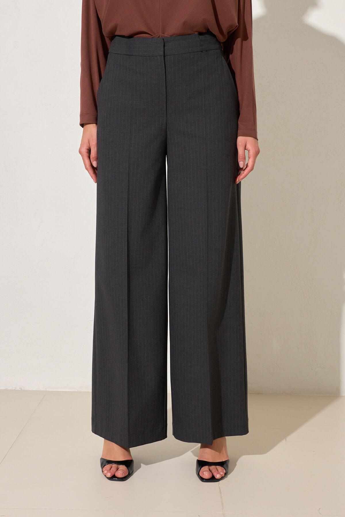 Antrasit Cepli Çizgi Detaylı Rahat Kesim Geniş Paça Pantolon Kadın Pantolon modelleri