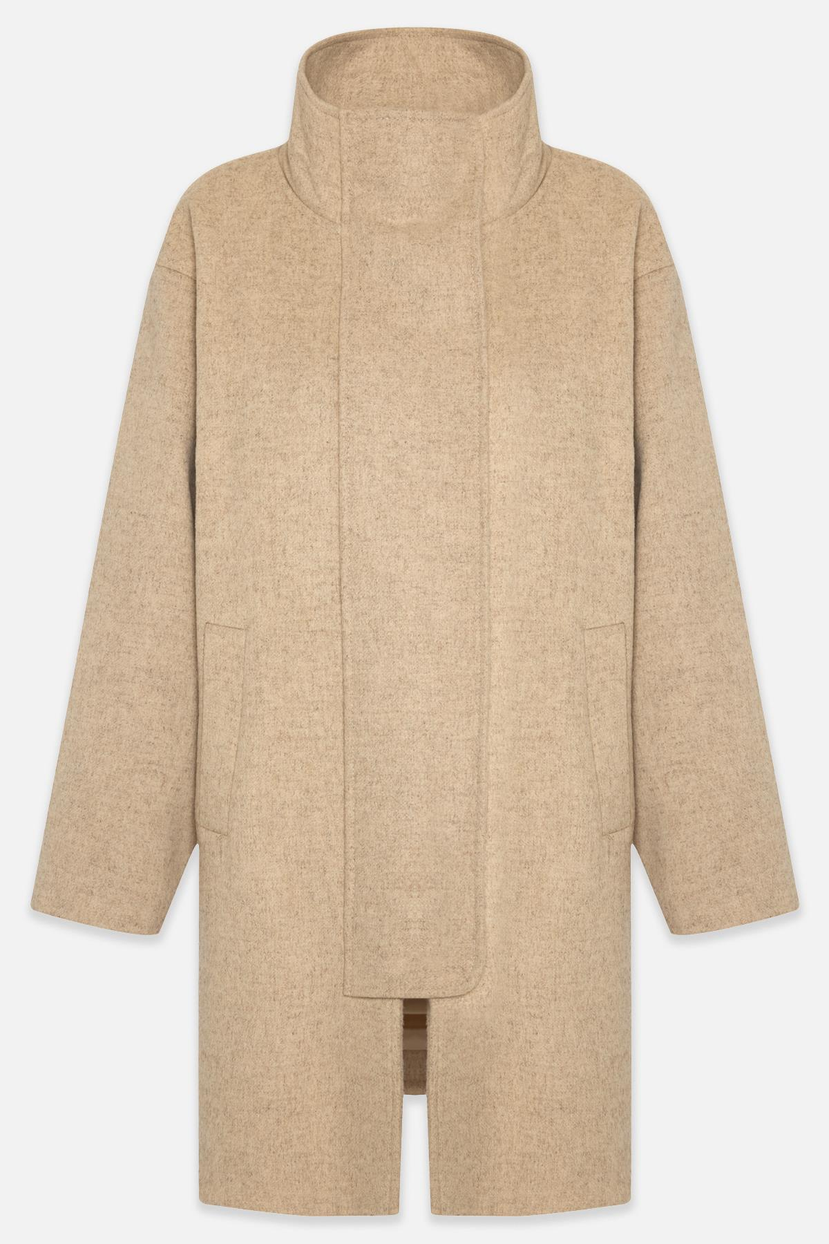 Bej Asimetrik Boyun Detaylı Kaban Kadın Kaban modelleri