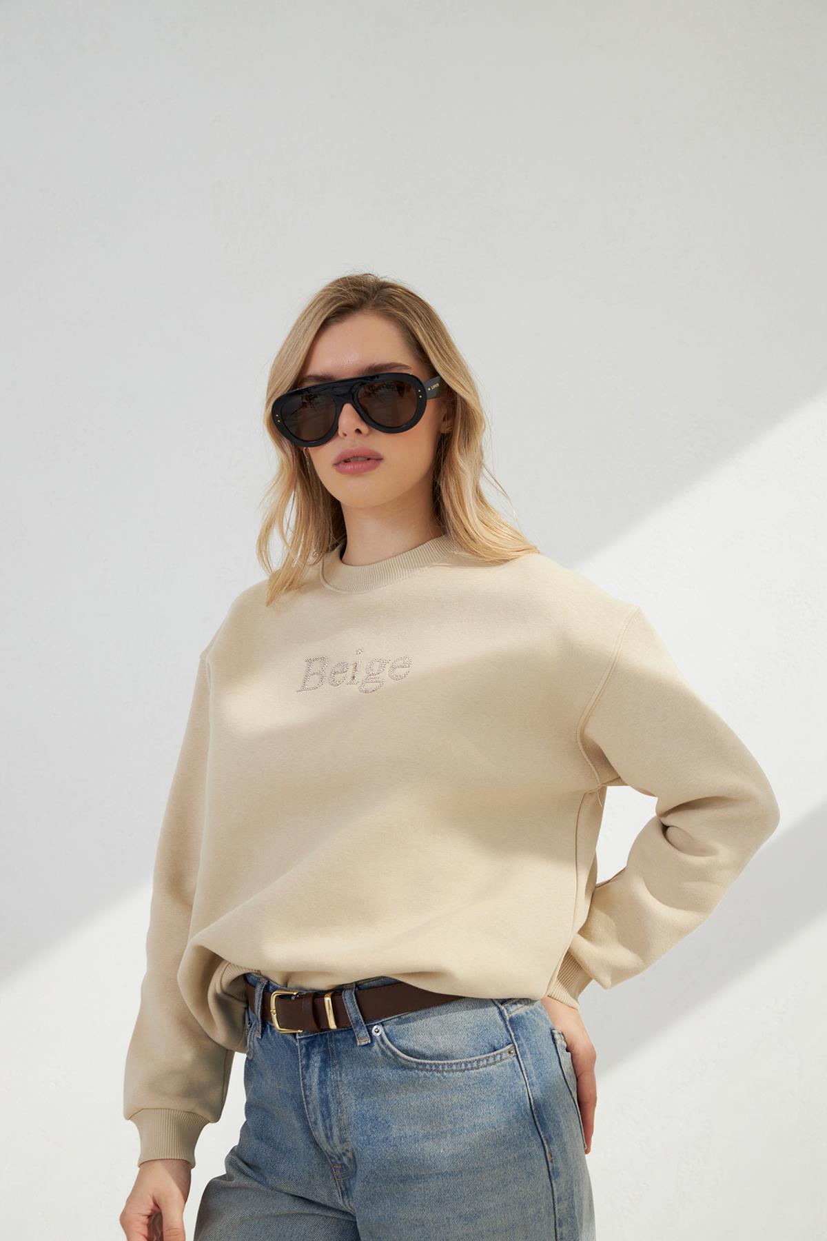 Bej Bisiklet Yaka Baskı Detaylı Uzun Kollu Sweatshirt Kadın Kategorisiz modelleri