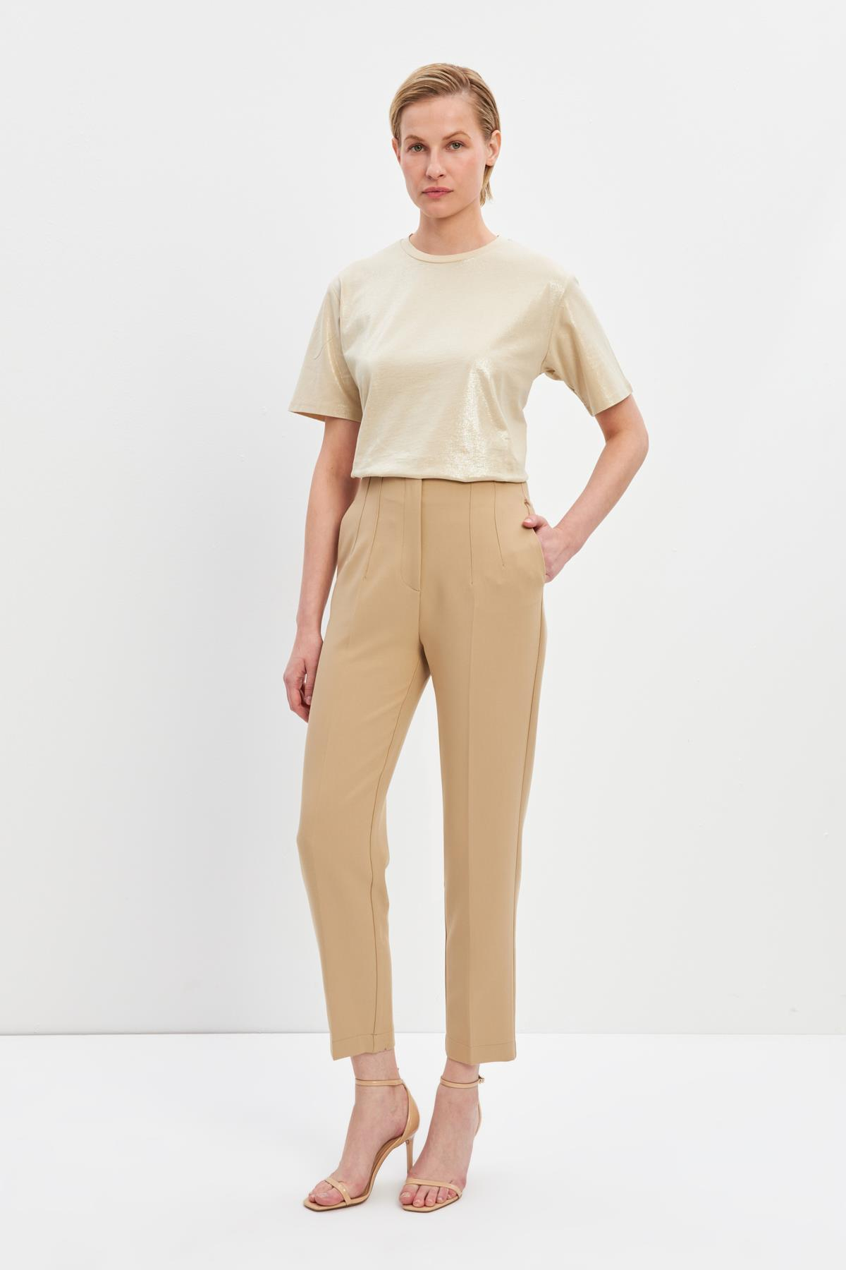 Bej Cep Detaylı Dar Kesim Pantolon Kadın Pants modelleri