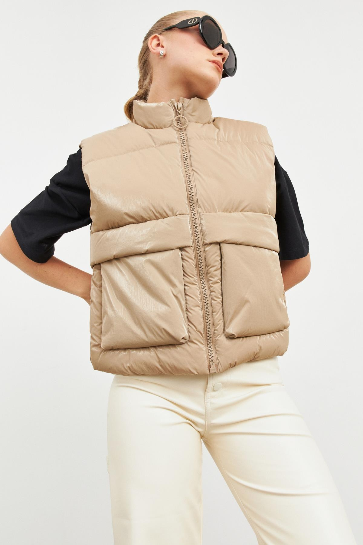 Bej Cepli Şişme Yelek Kadın Yelek modelleri