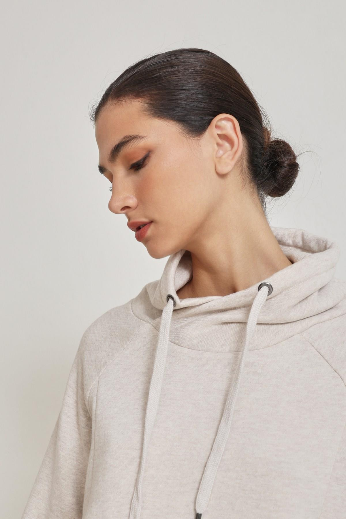 Bej Kapüşon Detaylı Eşofman Takımı Kadın Eşofman Takımı modelleri