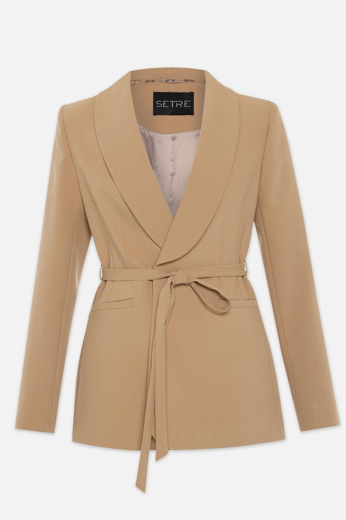 Bej Kuşak Ve Yaka Detaylı Şık Blazer Ceket Kadın Kategorisiz modelleri