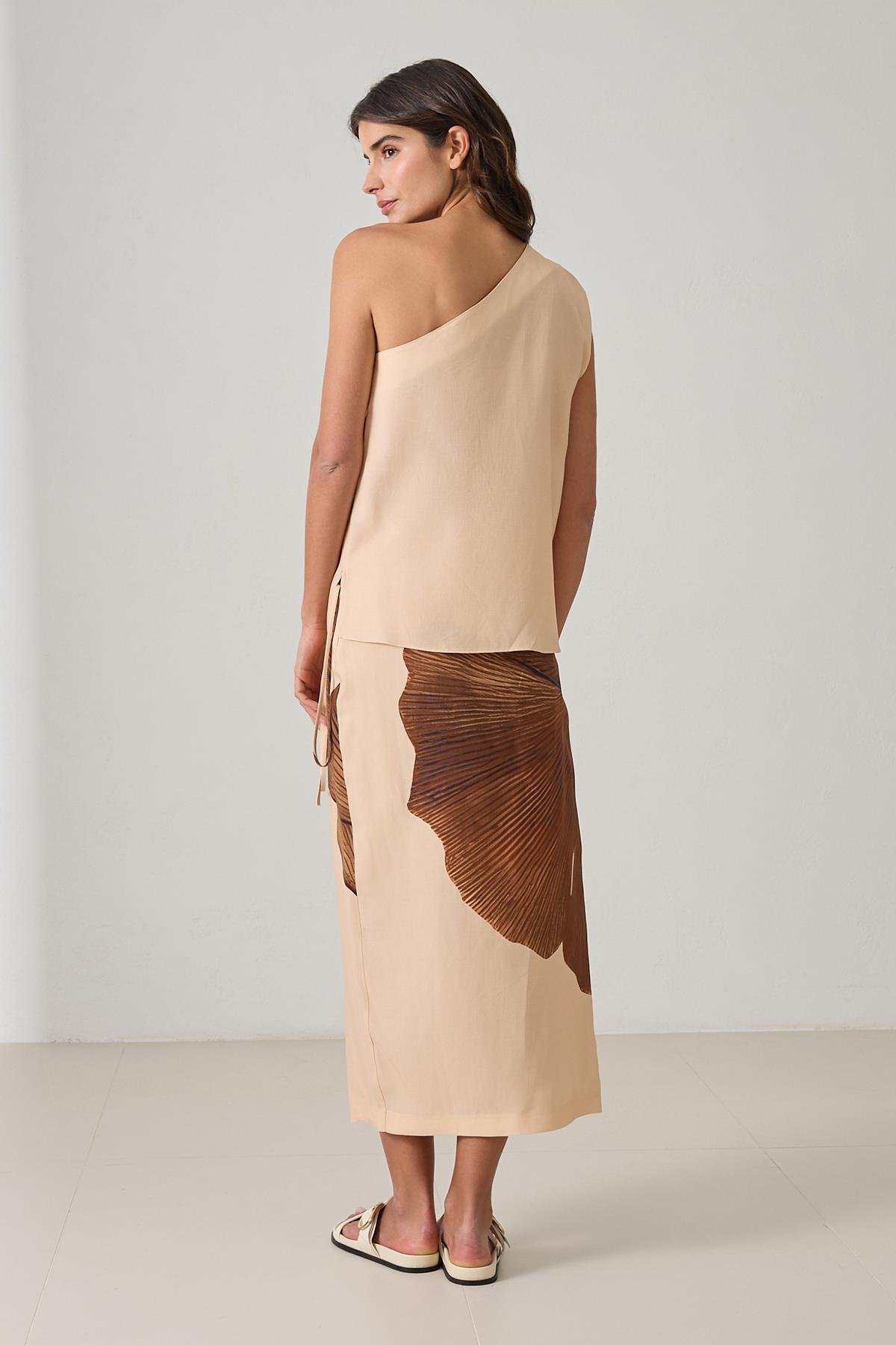 Bej Tek Omuz Rahat Kesim Bluz Kadın Bluz modelleri