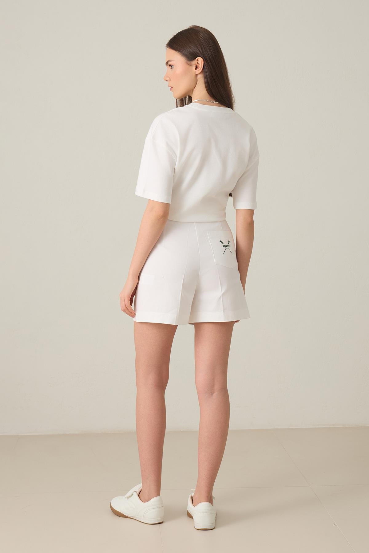 Ekru %100 Pamuk Belden Şerit Detaylı Rahat Kesim Mini Şort Kadın Şort modelleri