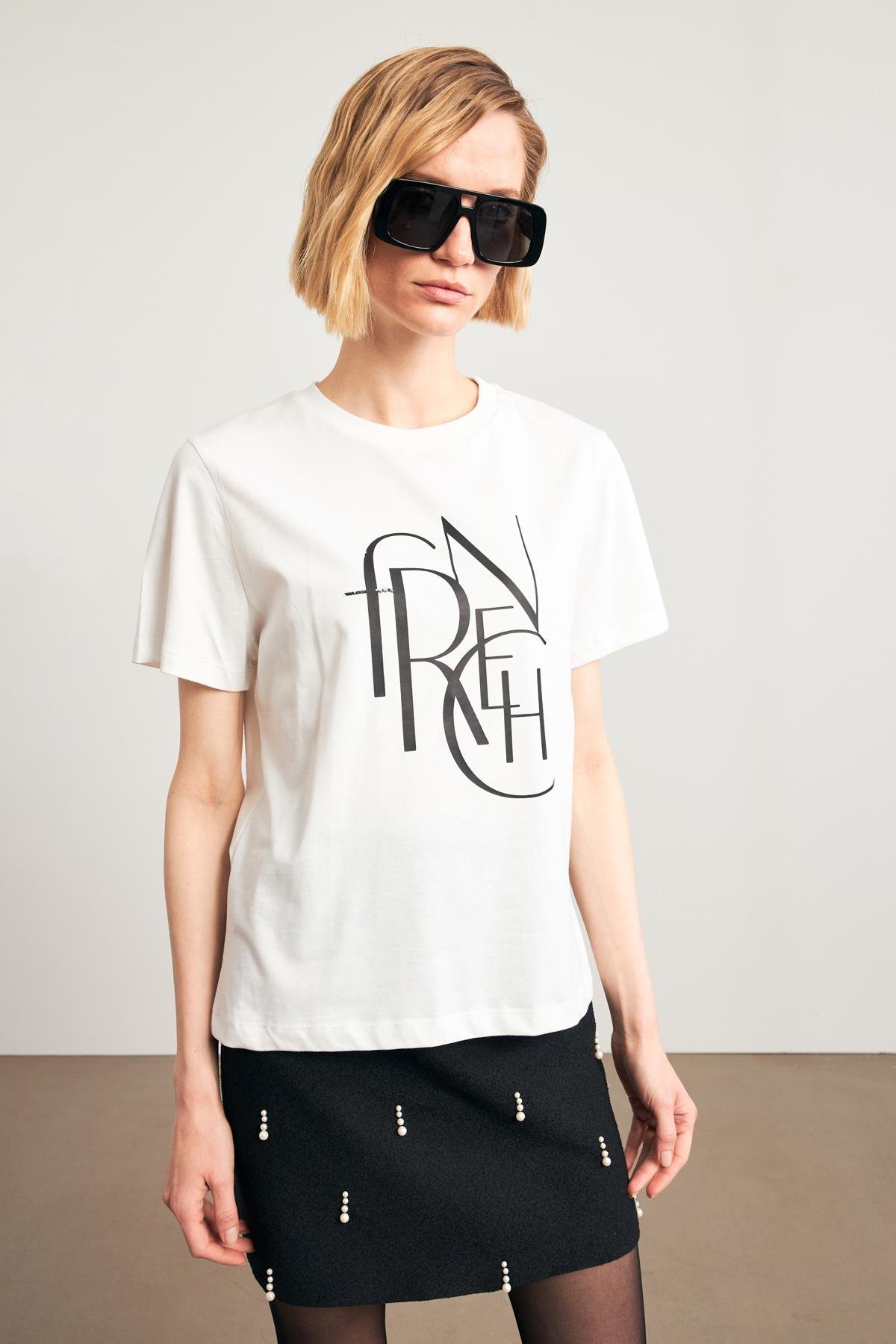 Ekru 2YB4CTS0438 T-SHIRT Kadın T-Shirt modelleri