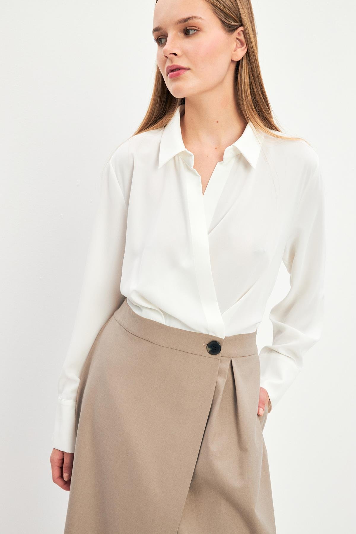 Ekru-Bej Asimetrik Yaka Etek Gömlek Görünümlü Elbise Kadın Günlük Elbise modelleri