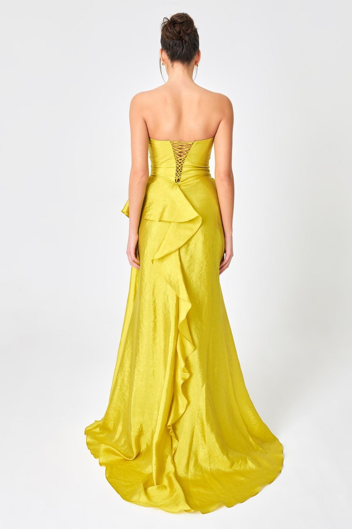 Elma Yeşili Saks Fırfır Detaylı Straplez Abiye Kadın Kategorisiz modelleri