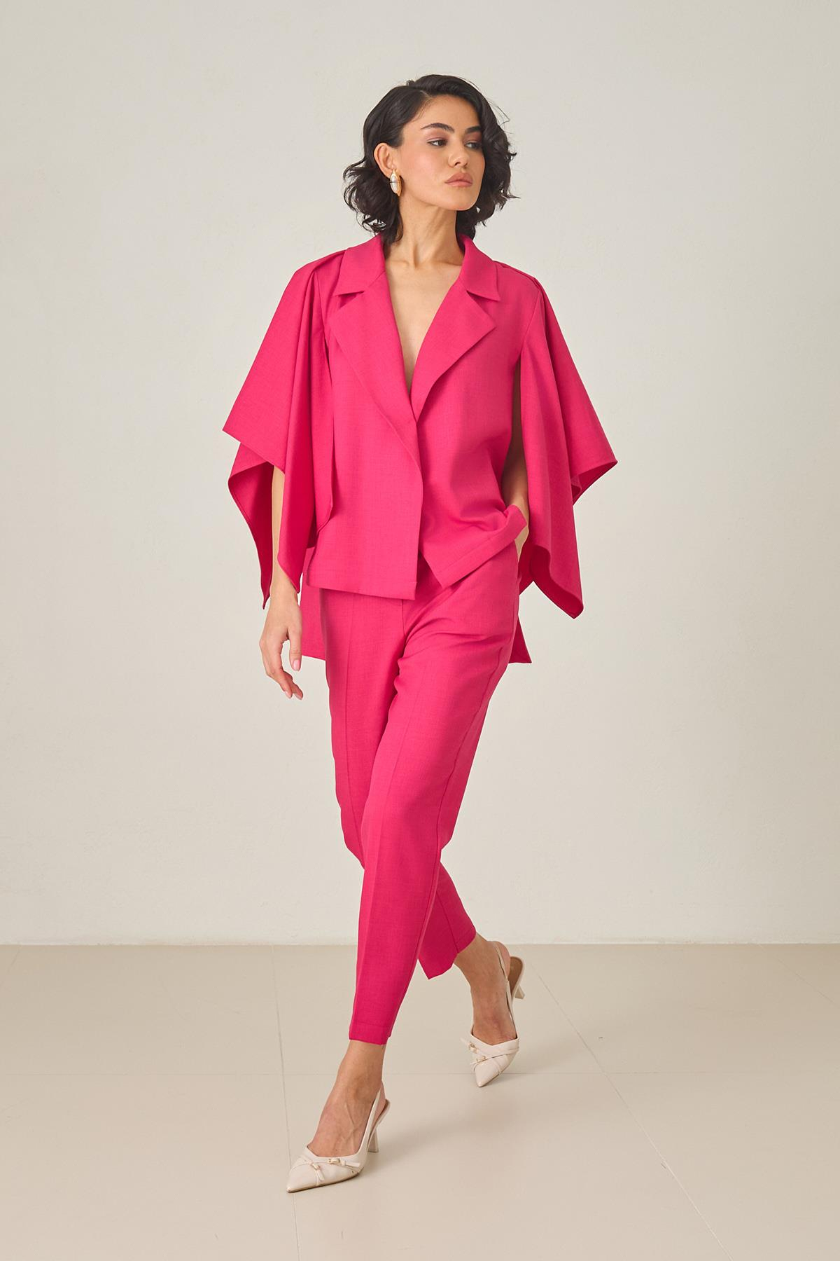 Fuşya Cep Ve Kol Detaylı Asimetrik Yaka Ceket Kadın Kategorisiz modelleri