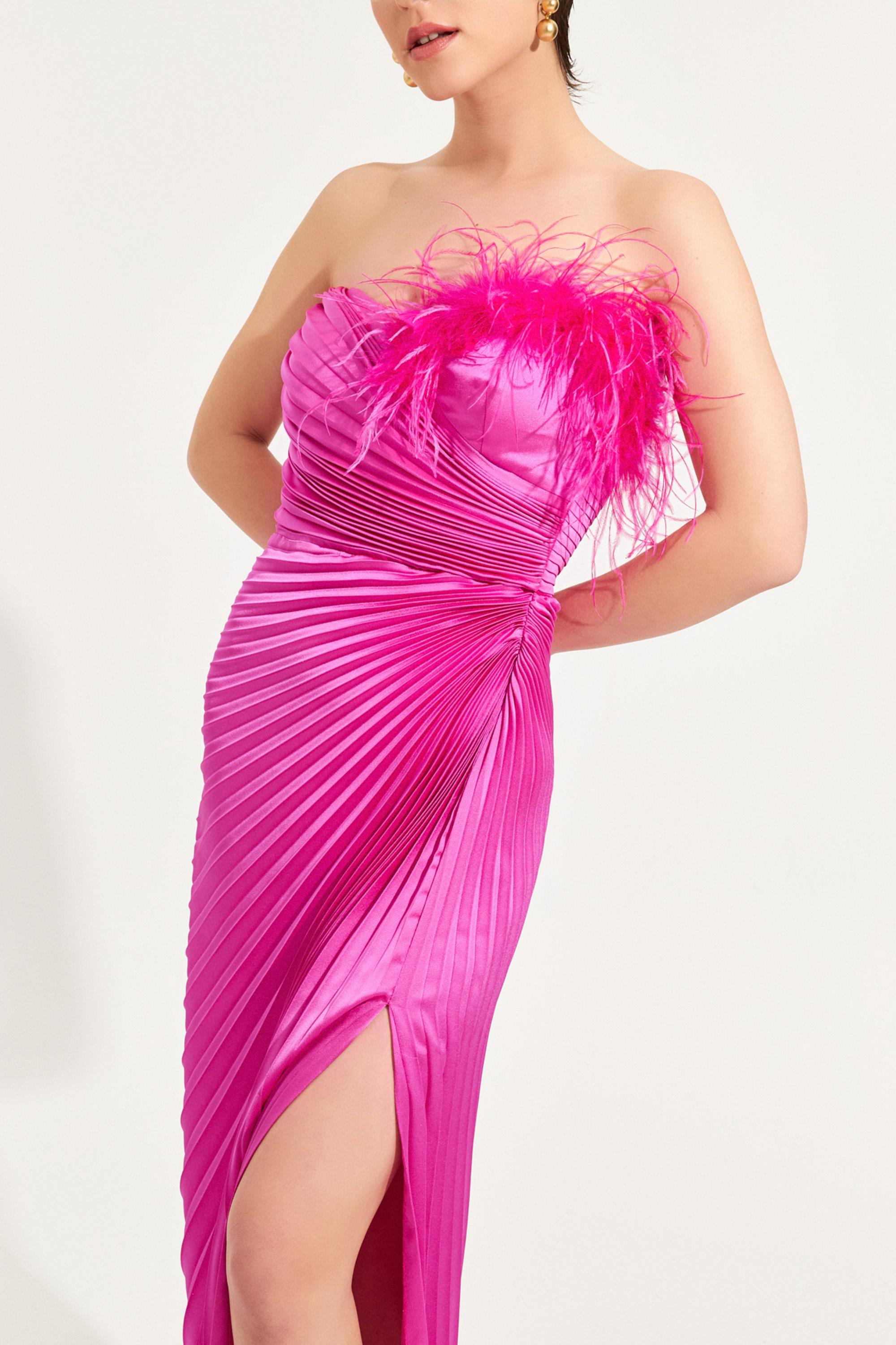 Fuşya Straplez Tüy Ve Yırtmaç Detaylı Belden Oturtmalı Abiye Elbise Kadın Kategorisiz modelleri