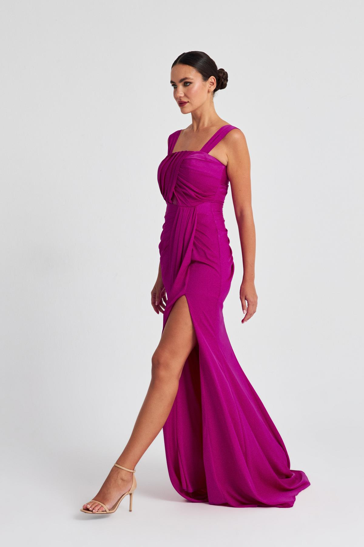 Fuşya Straplez Yırtmaç Detaylı Abiye Elbise Kadın Kategorisiz modelleri