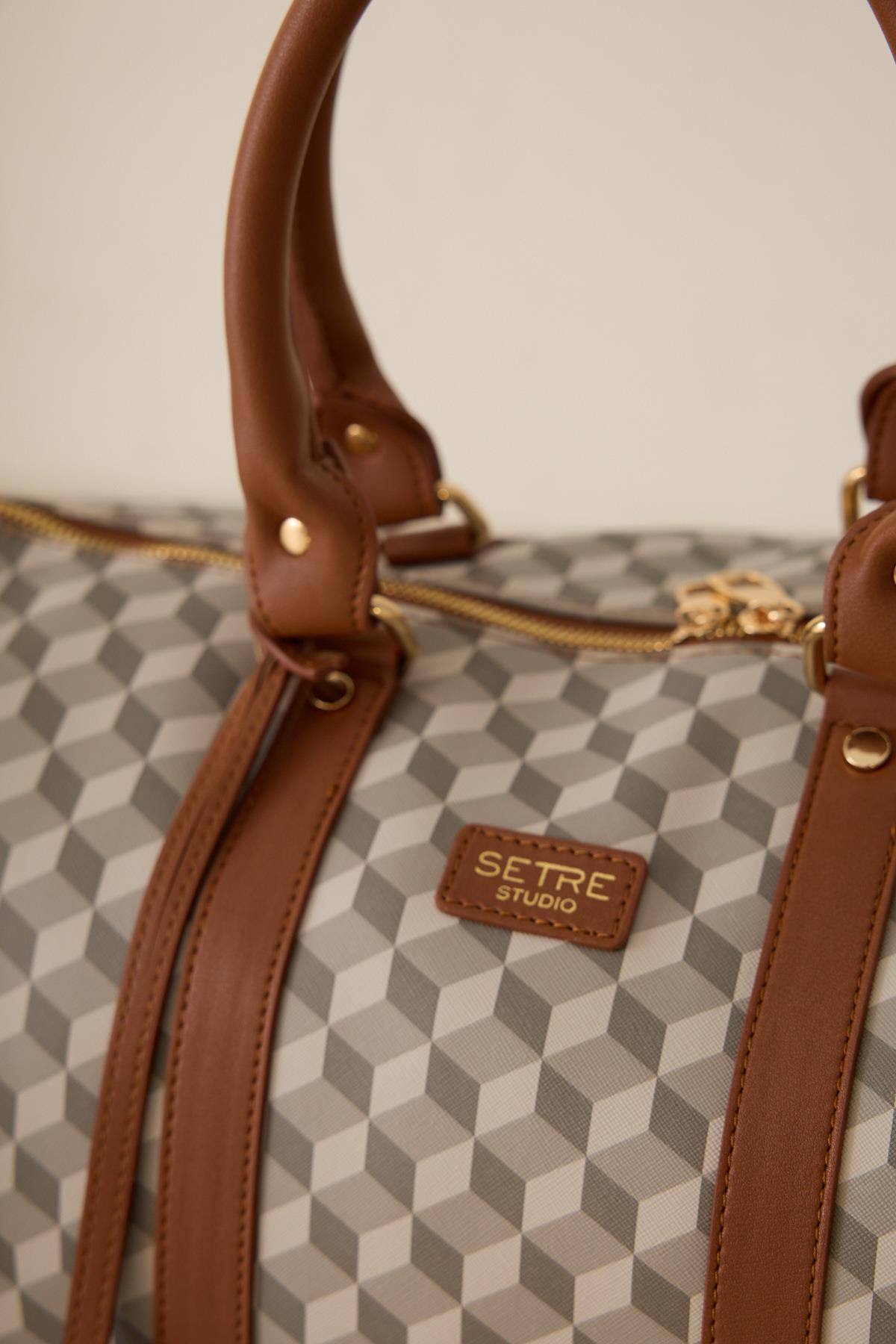 Gri Desenli Çapraz Askı Ve Suni Deri Detaylı Çanta Kadın  modelleri