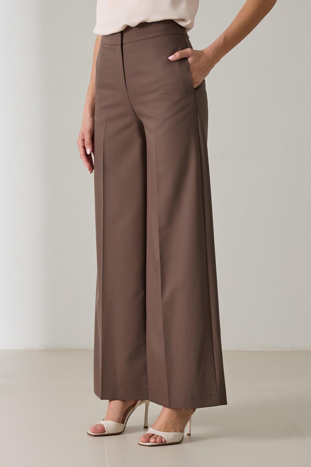 Kahve Bel Detaylı Dar Kalıp Pantolon Kadın Pantolon modelleri