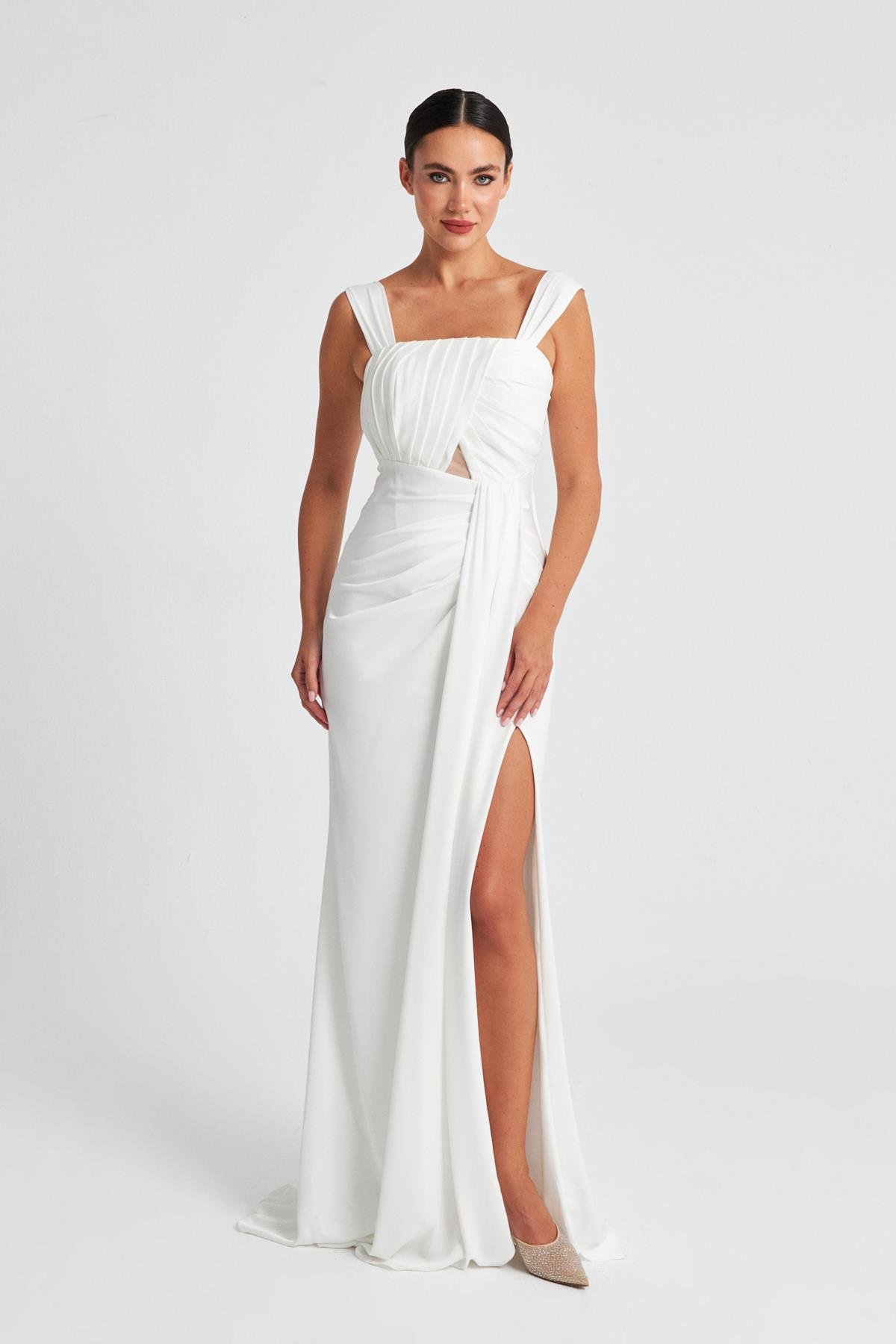 Kemik Straplez Yırtmaç Detaylı Abiye Elbise Kadın Kategorisiz modelleri