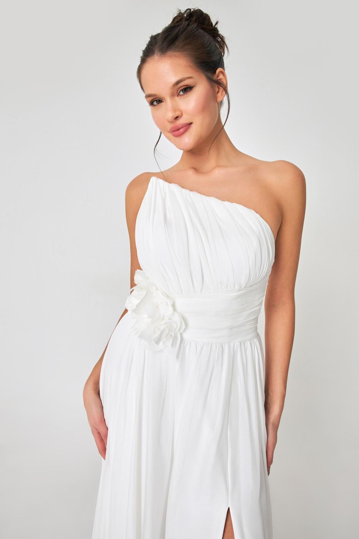 Kemik Tek Omuz Drape Ve Gül Detaylı Yırtmaçlı Abiye Elbise Kadın Kategorisiz modelleri