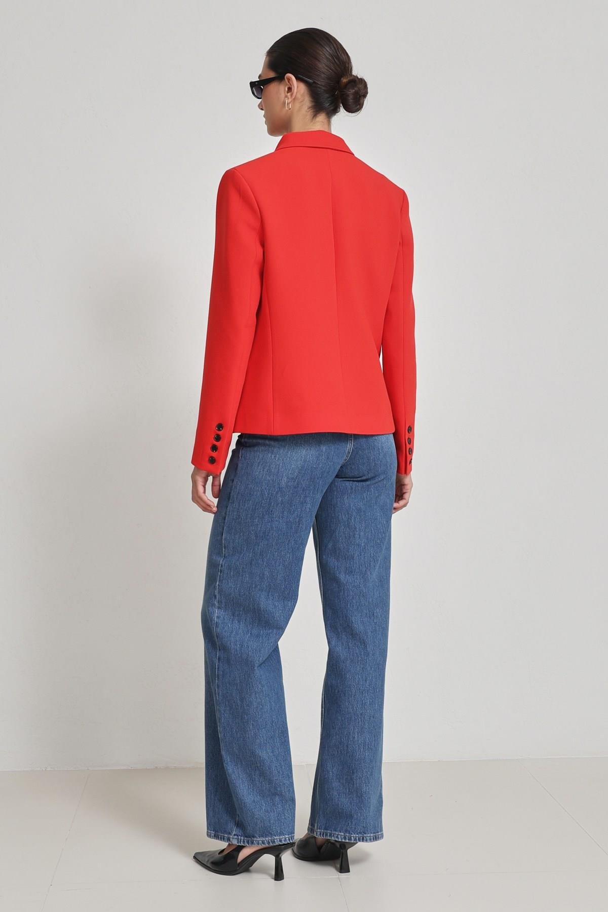Kırmızı Asimetrik Kapama Cep Detaylı Ceket Kadın Ceket modelleri