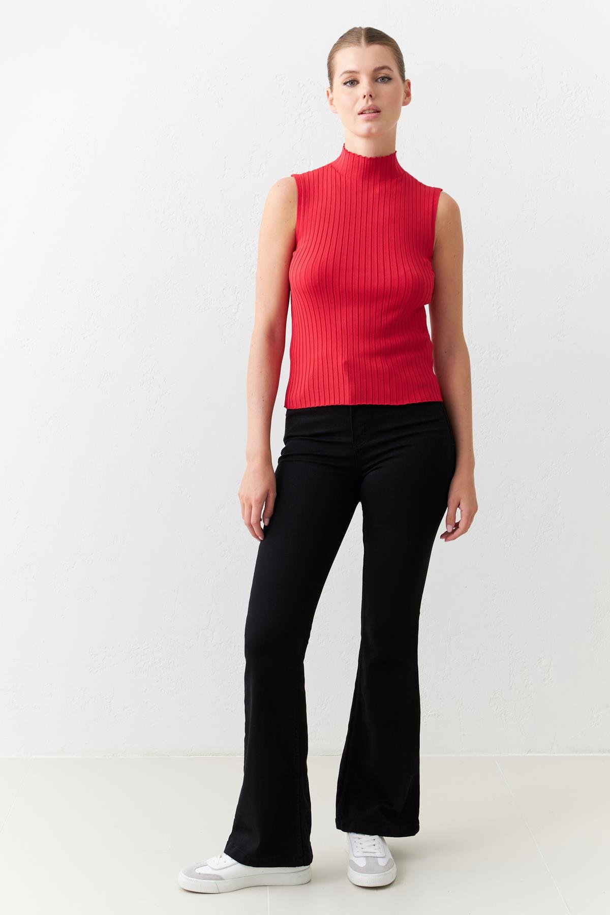 Kırmızı Boğazlı Yaka 0 Kol Triko Kadın Triko modelleri