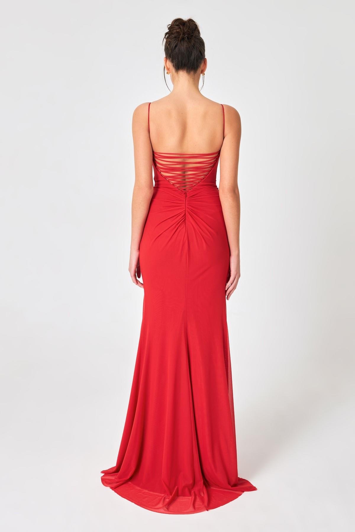 Kırmızı Çiçek Detaylı Pliseli Abiye Kadın Kategorisiz modelleri