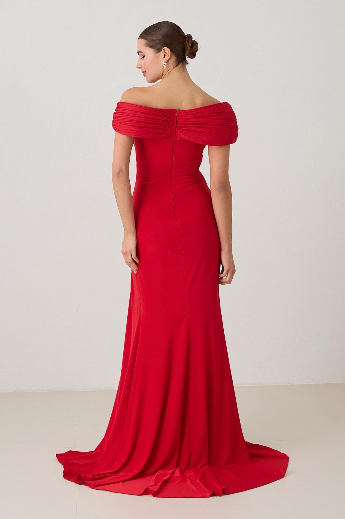 Kırmızı Omuz Detaylı Drapeli Maxi Boy Abiye Elbise Kadın Abiye Elbise modelleri