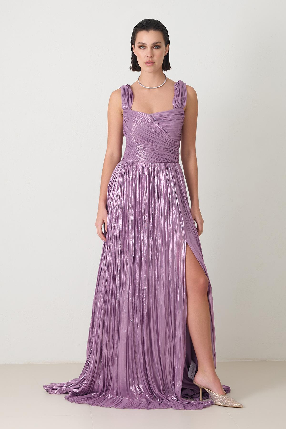 Koyu Lila Omuz Detaylı Belden Oturtmalı Yırtmaçlı Dükümlü Abiye Elbise Kadın Kategorisiz modelleri